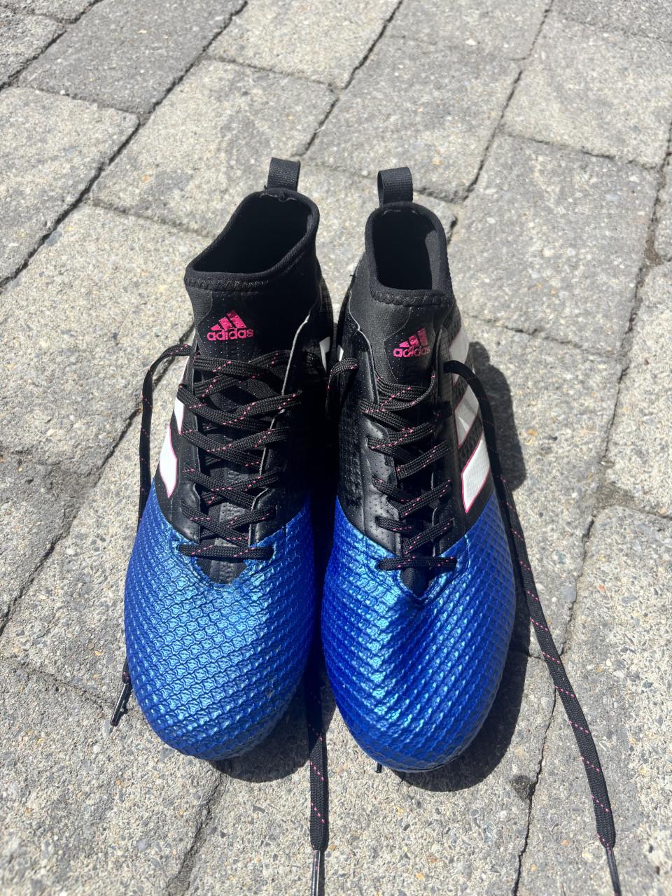Adidas voetbalschoenen