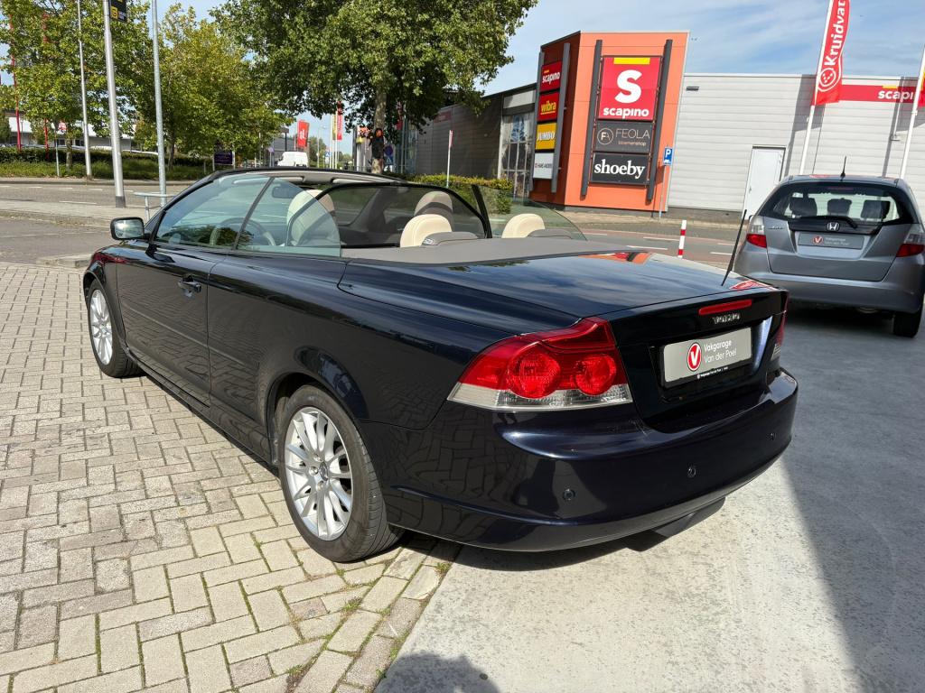 Volvo C70 convertible 2.4 momentum