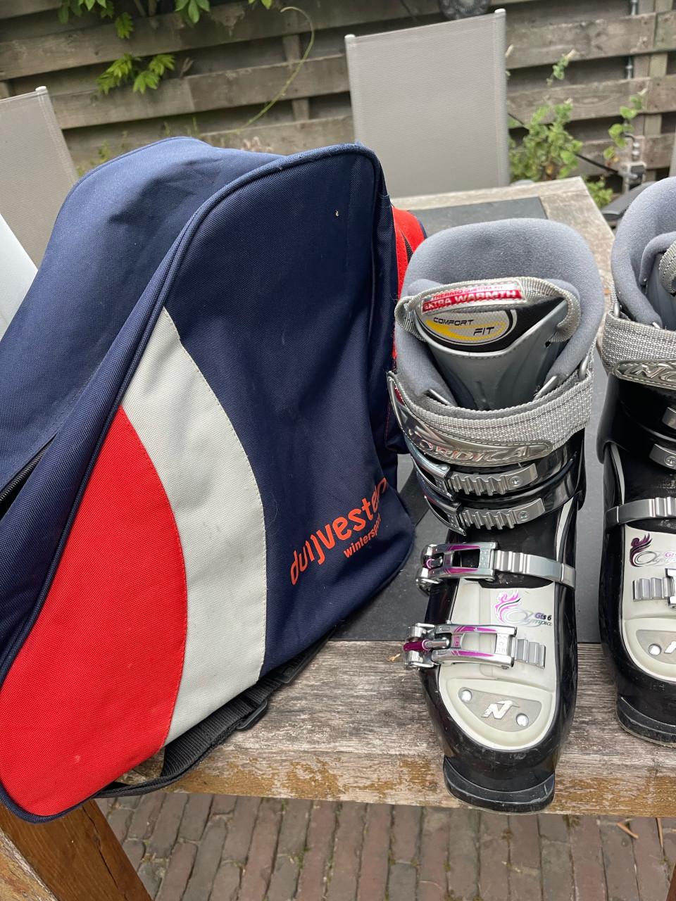 Nordica skischoenen dames mt 37