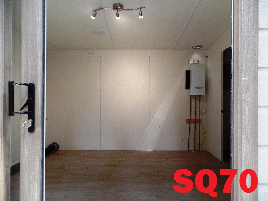 Diverse modellen compacte stacaravans en chalets met 1, 2 of 3 slk te koop