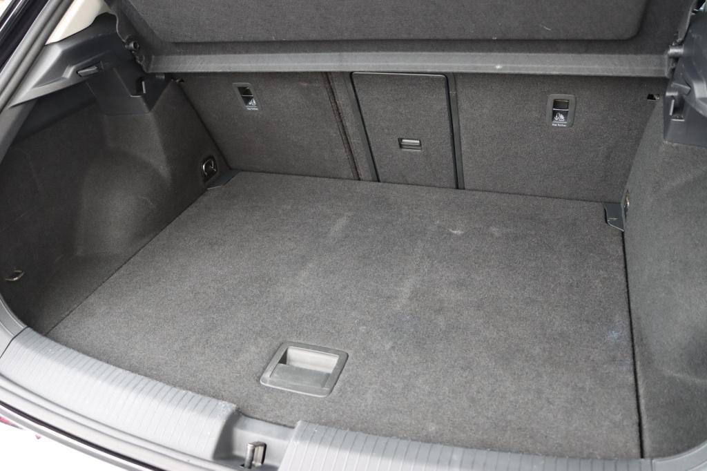 Volkswagen T-roc 1.5 tsi style 150pk dsg7