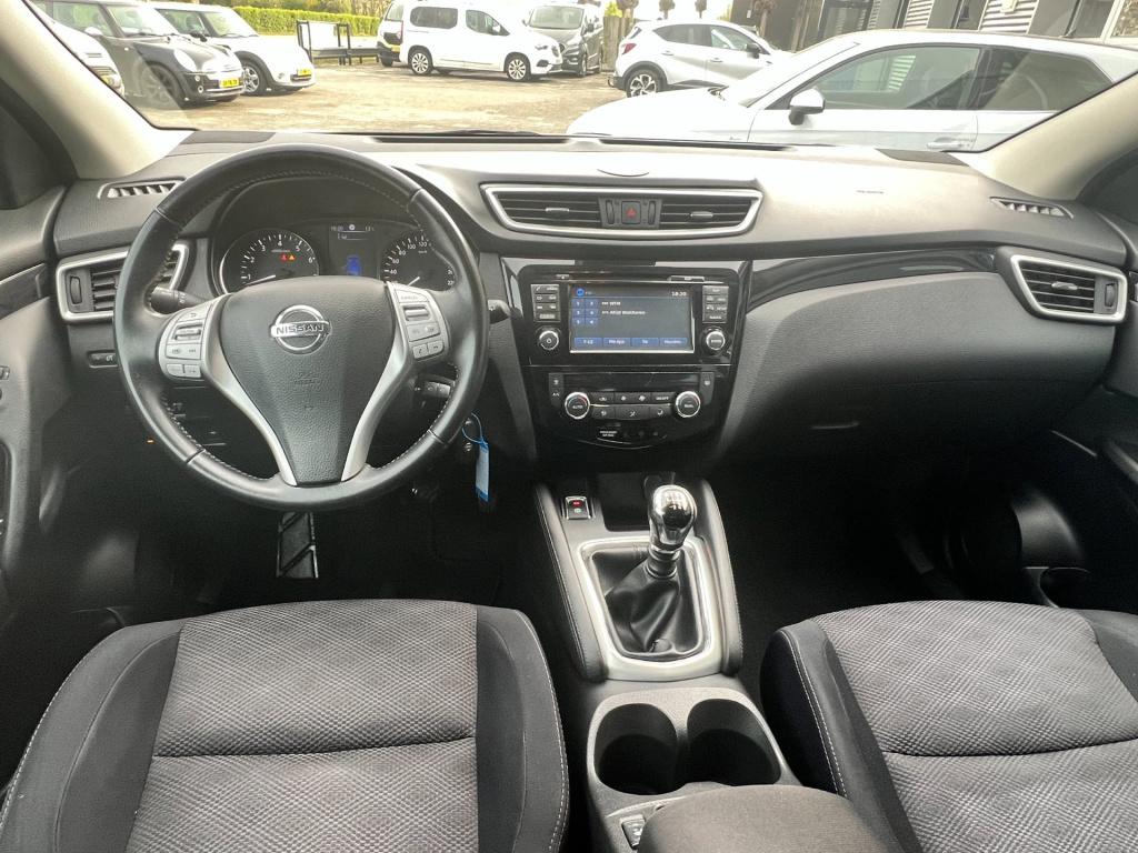 Nissan Qashqai 1.6 tekna, camera, trekhaak enz..