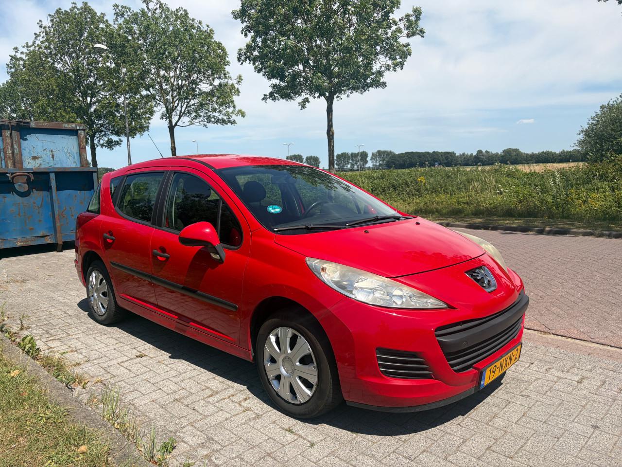 Peugeot 207 Sw 1.4i Airco 2011 jaar apk