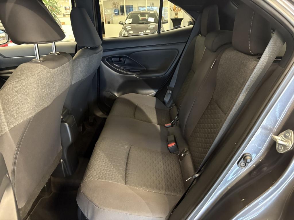 Toyota Yaris Cross 1.5 hybrid dynamic | stoel en stuurverwarming | bsm | te