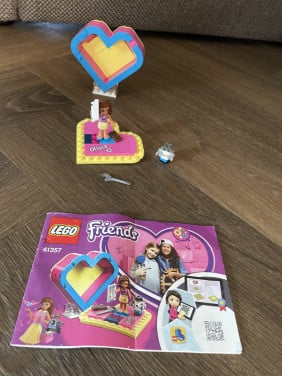 Lego Friends: Olivia's hartvormige doos 41357