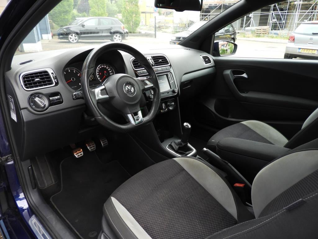 Volkswagen Polo 1.2 tsi highline r-line