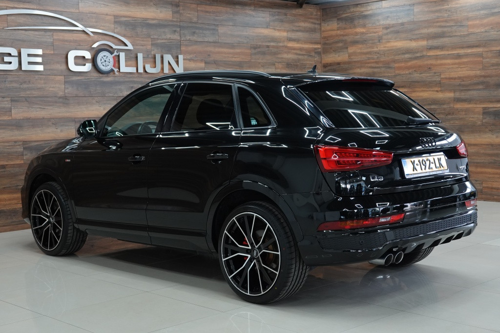 Audi Q3 s-line | drive select | bose | pdc |