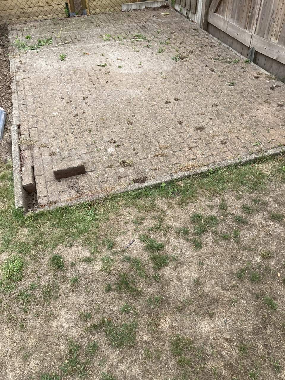 Gratis afhalen: terras klinkers!