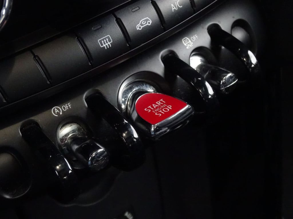 Mini One mini 1.2 business | pano | navi | bluetooth