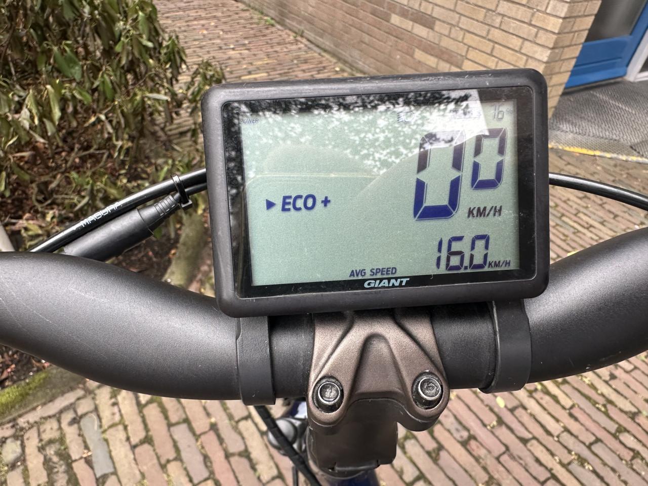 E bike Giant