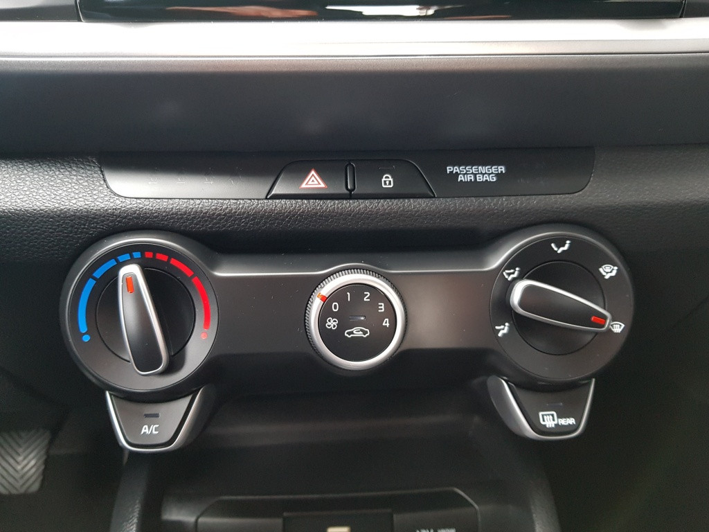 Kia Stonic mhev dynamicline 100pk