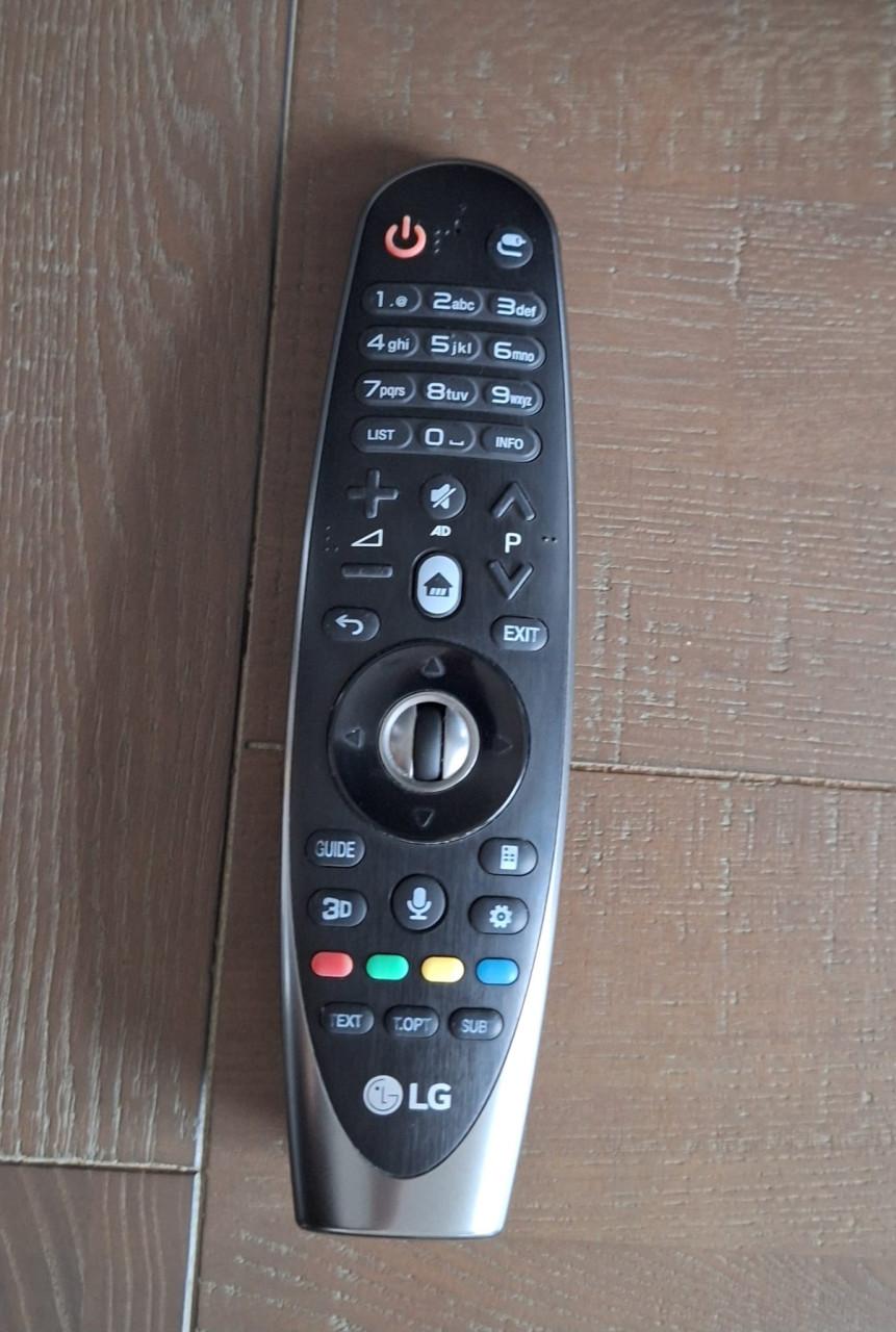 LG Ultra HD 55" 100Hz + magic control