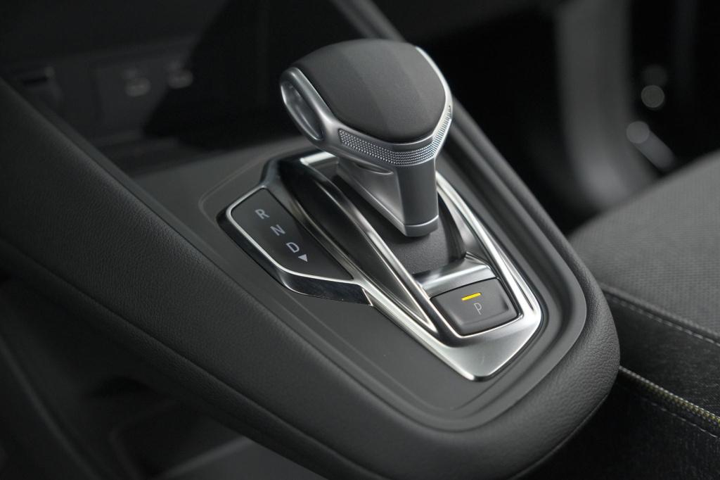 Renault Captur mild hybrid 160 edc techno | pack winter | camera | adaptiev