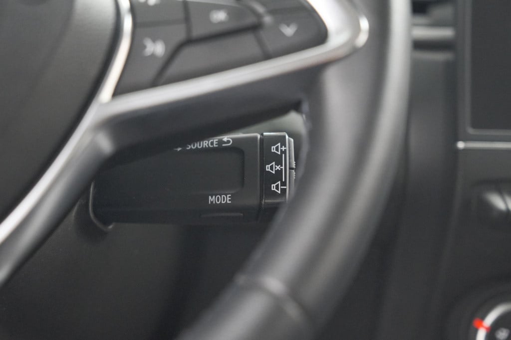 Renault Captur tce 90 zen | camera | apple carplay | parkeersensoren | navi