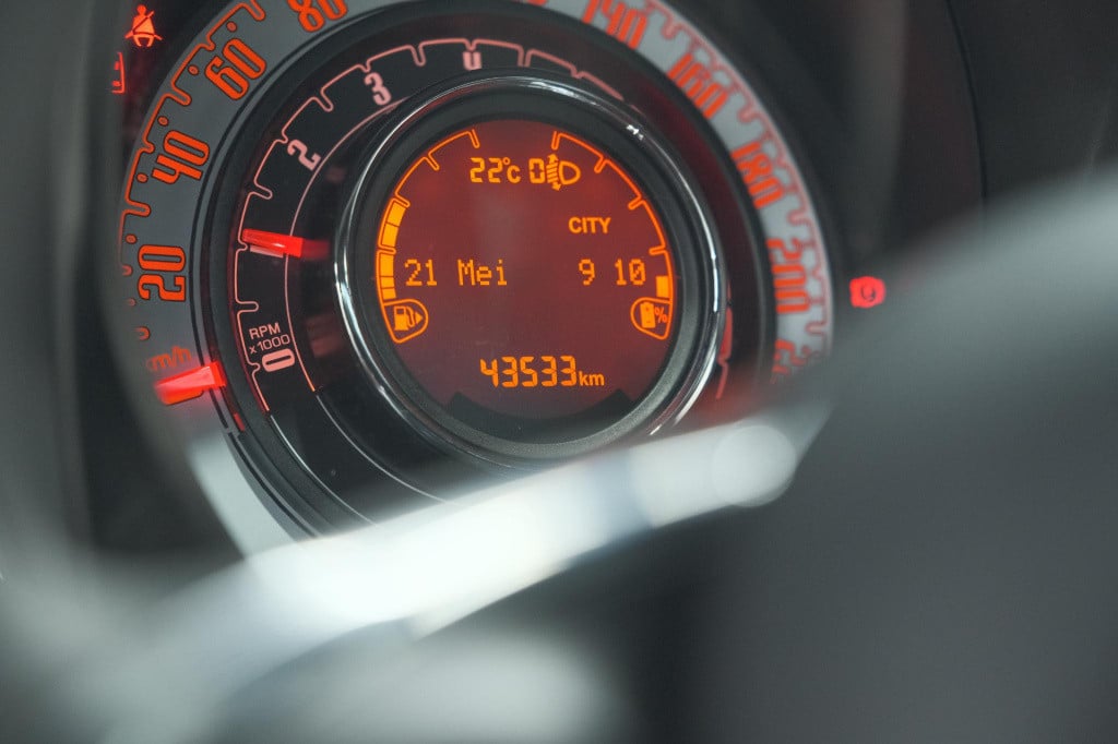 Fiat 500 1.0 hybrid dolcevita | panoramadak | apple carplay | parkeersensor