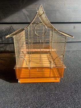 Vogelkooitje oud maar leuk !
