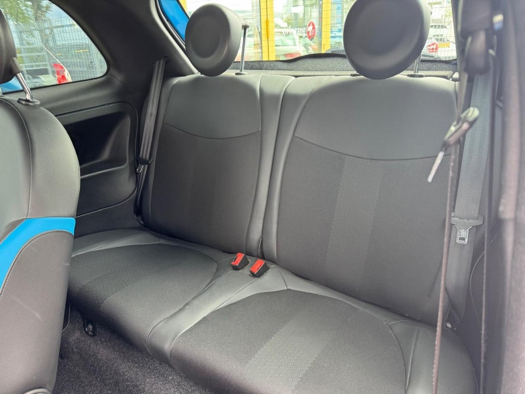 Fiat 500 1.2 s - pdc/airco/leer/lm/sport