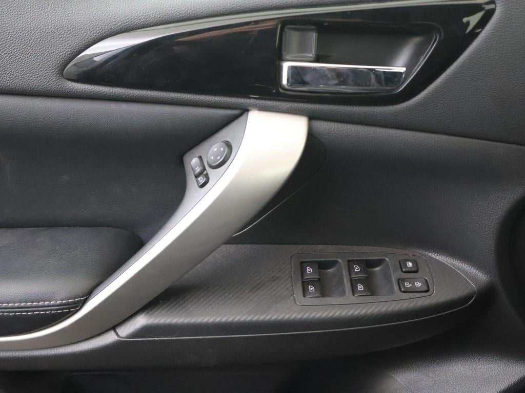 Mitsubishi Eclipse Cross 2.4 phev intense+