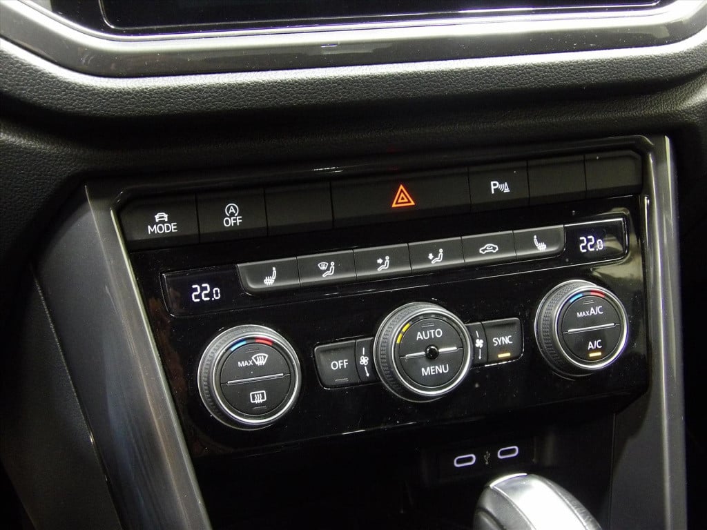 Volkswagen T-roc 1.5 tsi 150pk 7-dsg sport