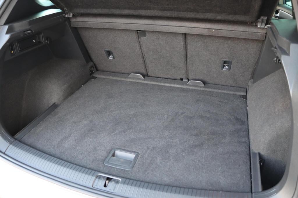 Volkswagen Tiguan 1.4 tsi act highline business r 150pk dsg6  full options 