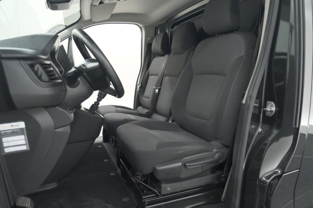 Renault Trafic 2.0 dci 130 t30 l2h1 work edition | navigatie | camera | par