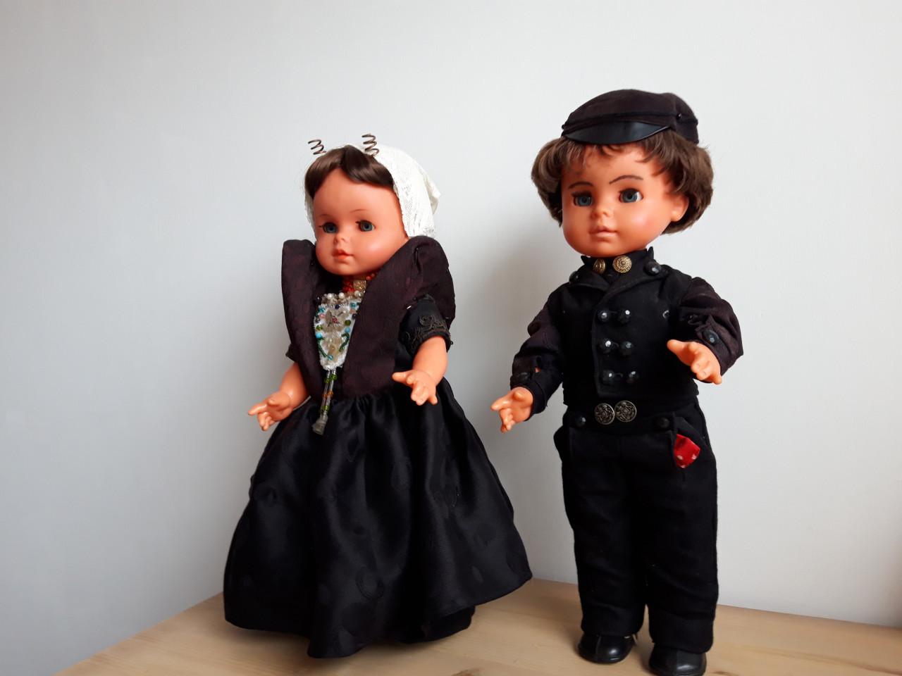 Axelse klededrachtpoppen