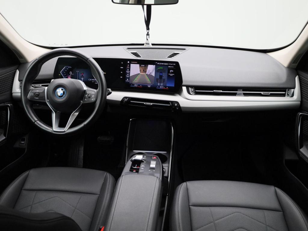 BMW X1 xdrive25e | automaat | lmv | parkeer sensoren | virtual cockpit | ca