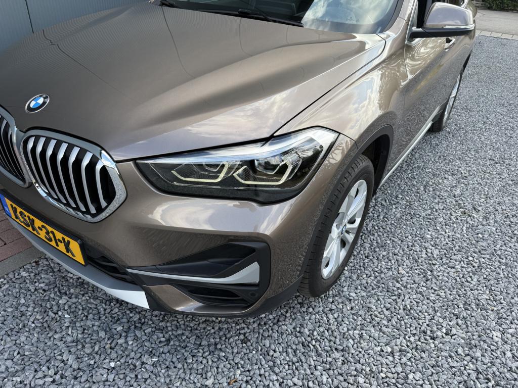 BMW X1 sdrive20i automaat high executive