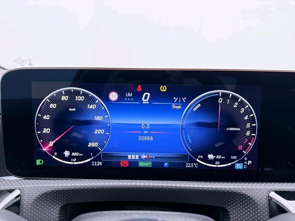 Mercedes-Benz A-Klasse 250 e business solution amg | panoramadak | trekhaak