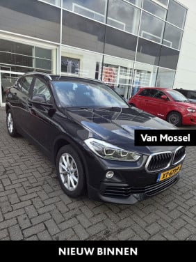 BMW X2 sdrive18i executive | parkeersensoren | airco | navigatie | trekhaak
