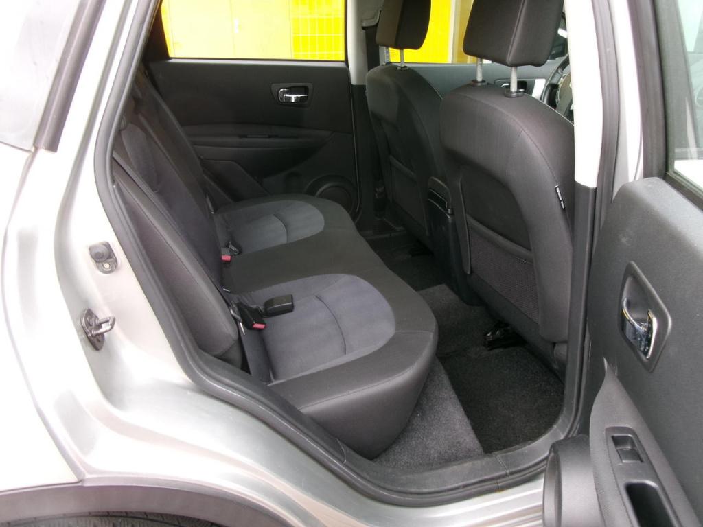 Nissan Qashqai 1.6 cvtc airco, cruise-contr., pdc, trekhaak