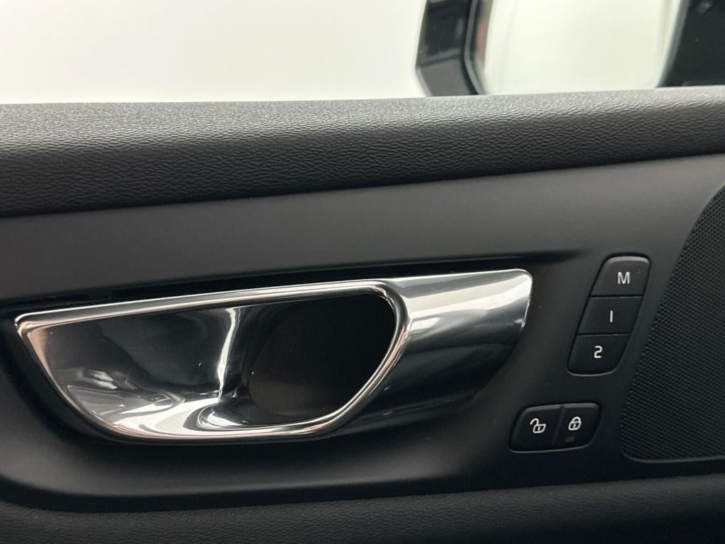 Volvo S60 t4 190pk r-design| 360camera| trekhaak| adap.cruise