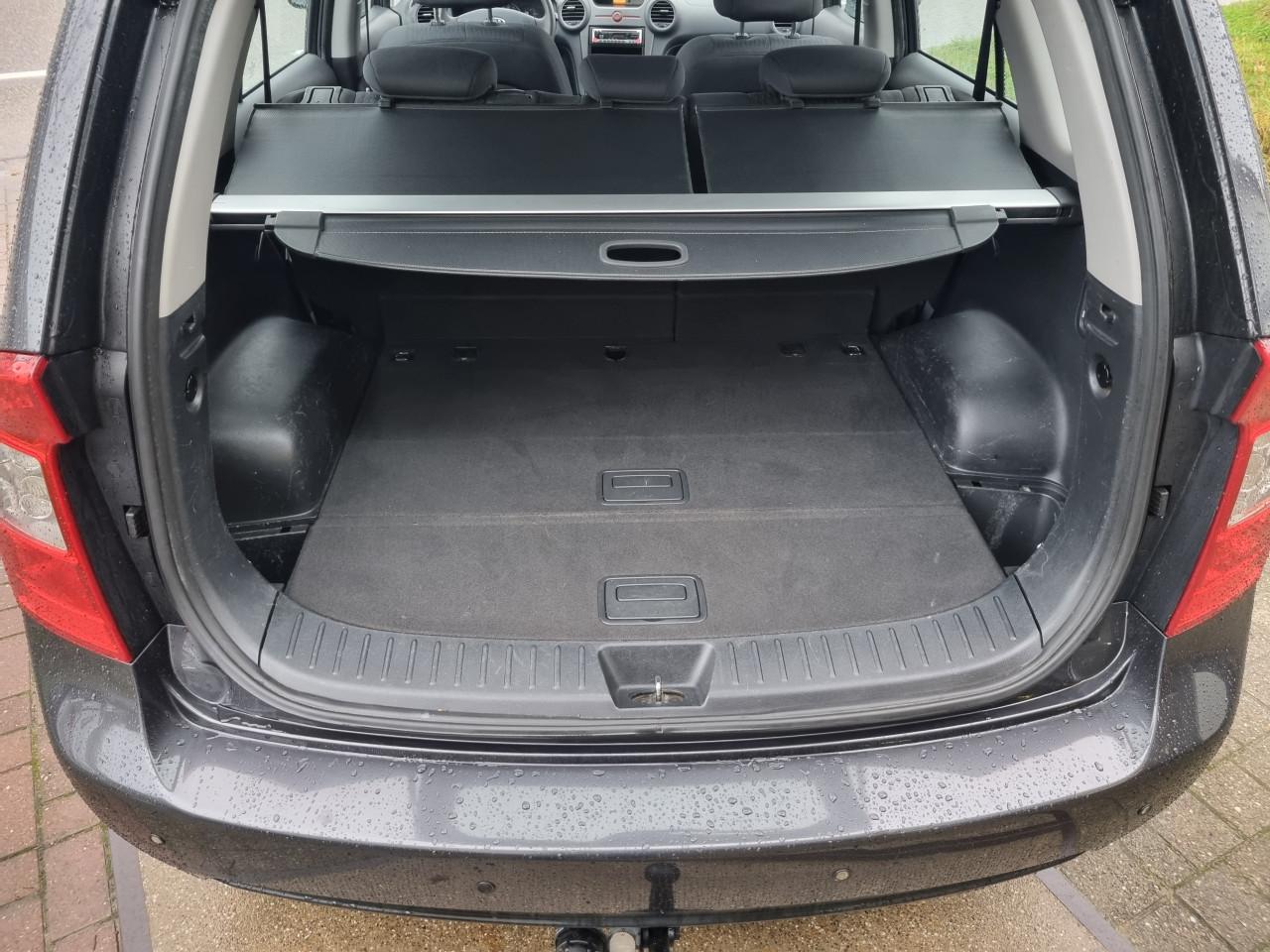 Kia Carens 2.0 CVVT X-tra | Hoge instap | 150.556 KM!