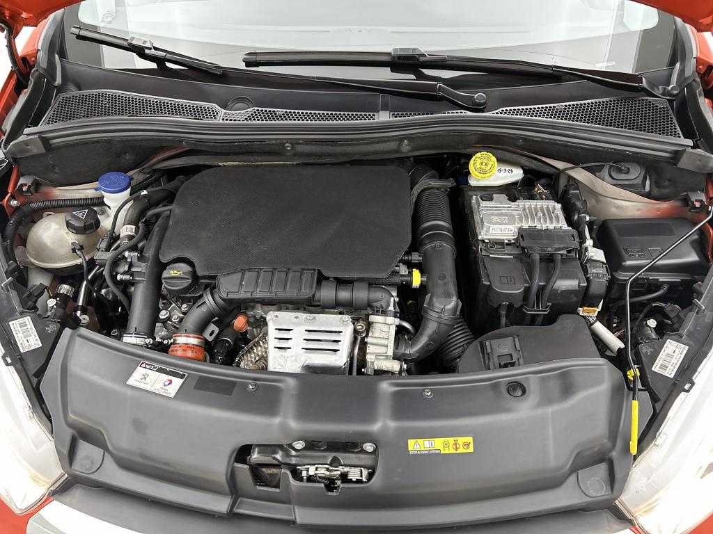 Peugeot 208 110 pk allure | rijklaar | panoramadak | lederen bekleding! | a