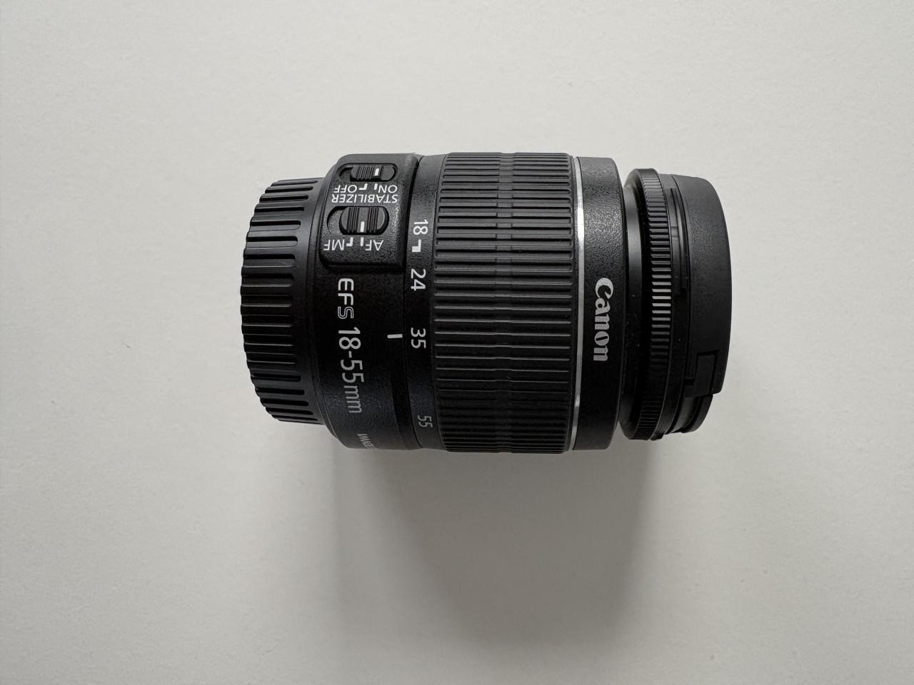 Canon EOS 2000D + 2 lenzen en camera tas