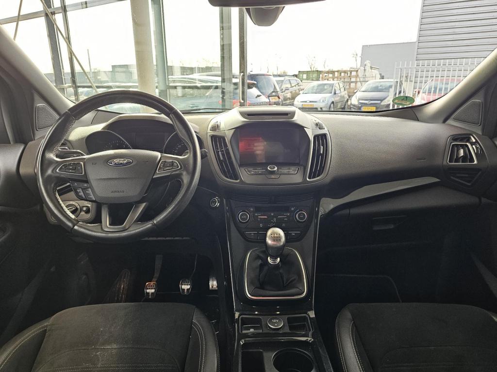 Ford Kuga 1.5 ecoboost st line