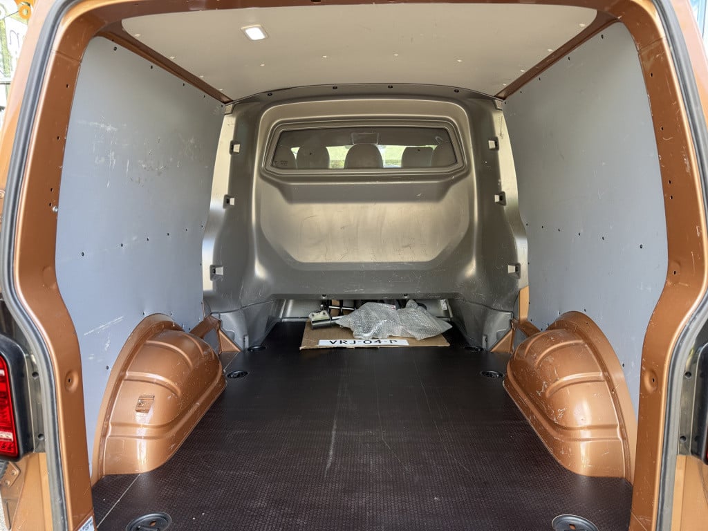 Volkswagen Transporter 2.0 tdi 204 pk l2h1 30 dc bulli | zb edition | nl-au