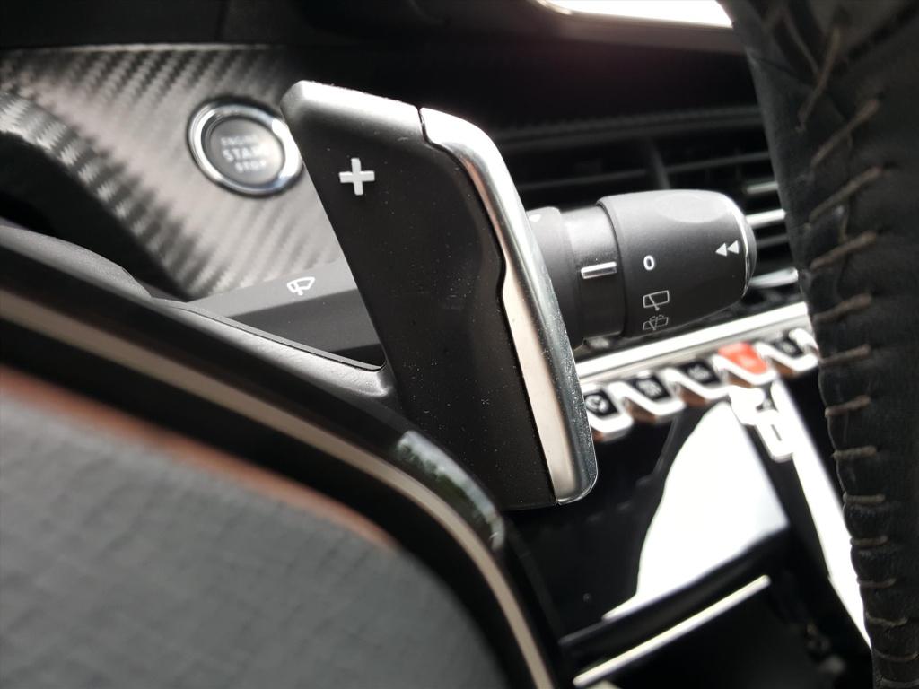 Peugeot 208 allure 1.2 pt-130pk automaat (eat8) navigatie | cruise & climat