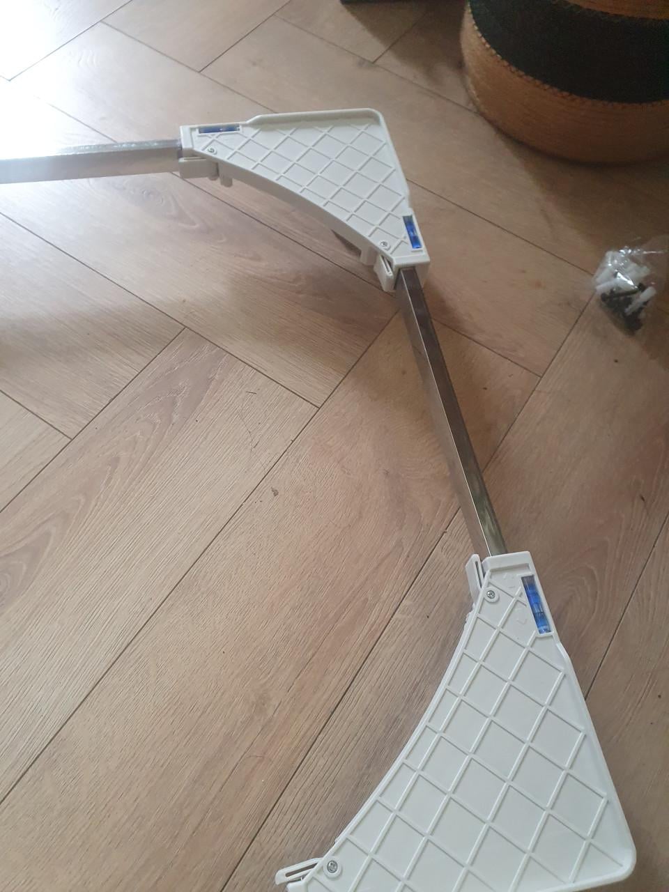 Witte Vonia Wasmachine verhoger • verstelbaar • 300 kg • witgoed