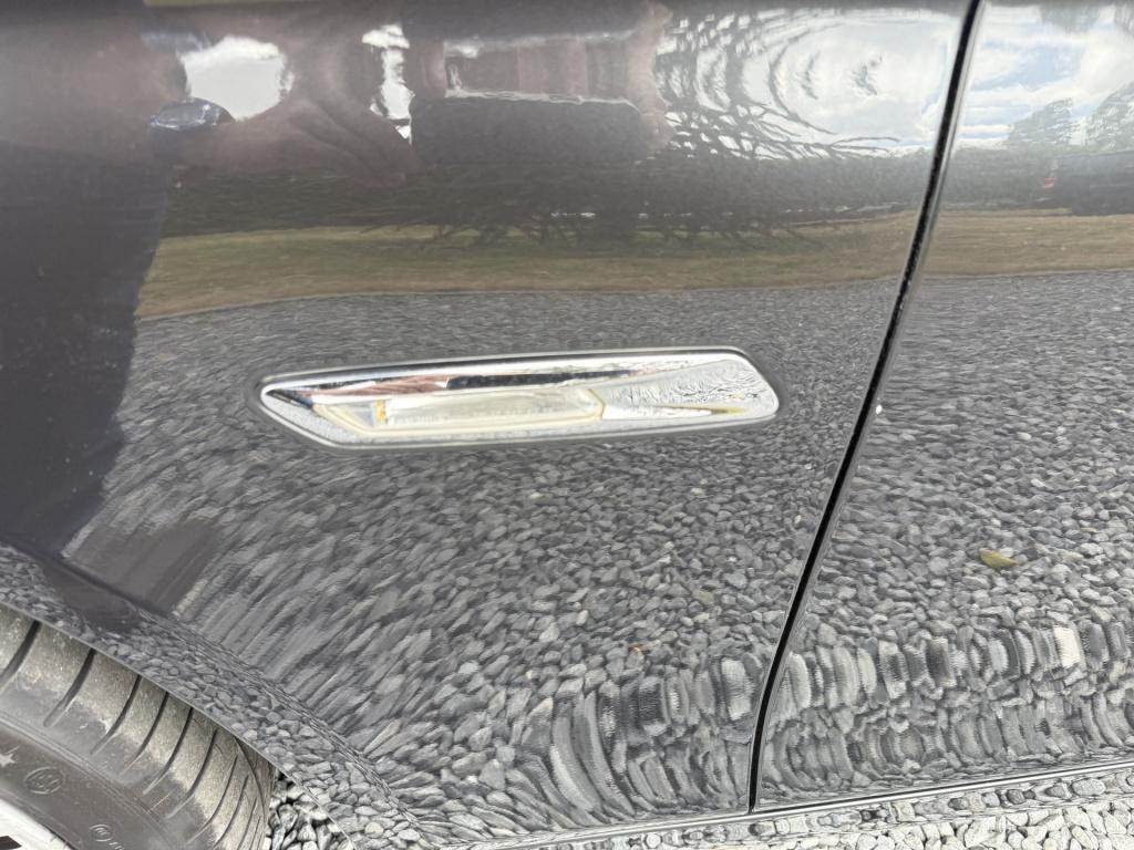 BMW 5 Serie 528i 6-cilinder executive sedan