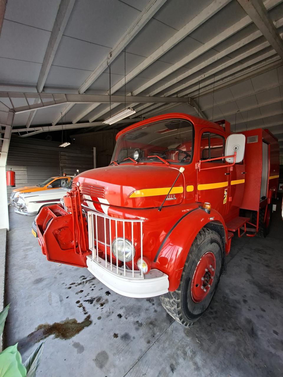 Mercedes Benz 1113 LAF Brandweer Hulpvoertuig 4x4
