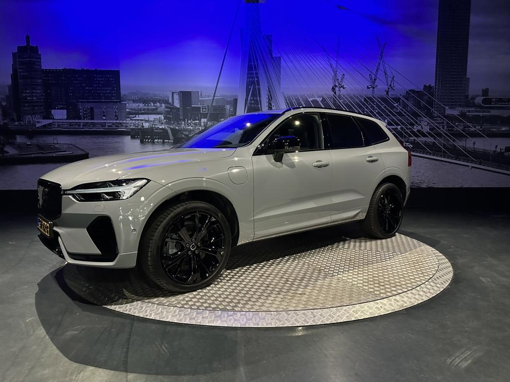 Volvo XC60 2.0 t8 plug-in hybrid awd plus black edition *nieuw model*