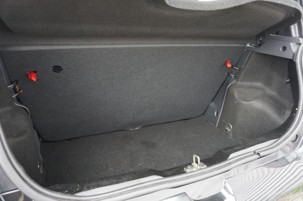 Renault Twingo 1.2-16v authentique elektr. ramen / nap / apk t/m 11-2027