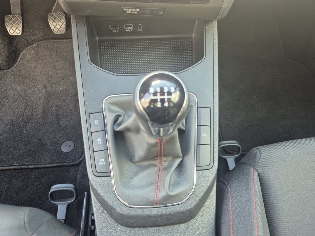 Seat Ibiza 1.0 tsi 70kw / 95 pk fr business intense 5-drs