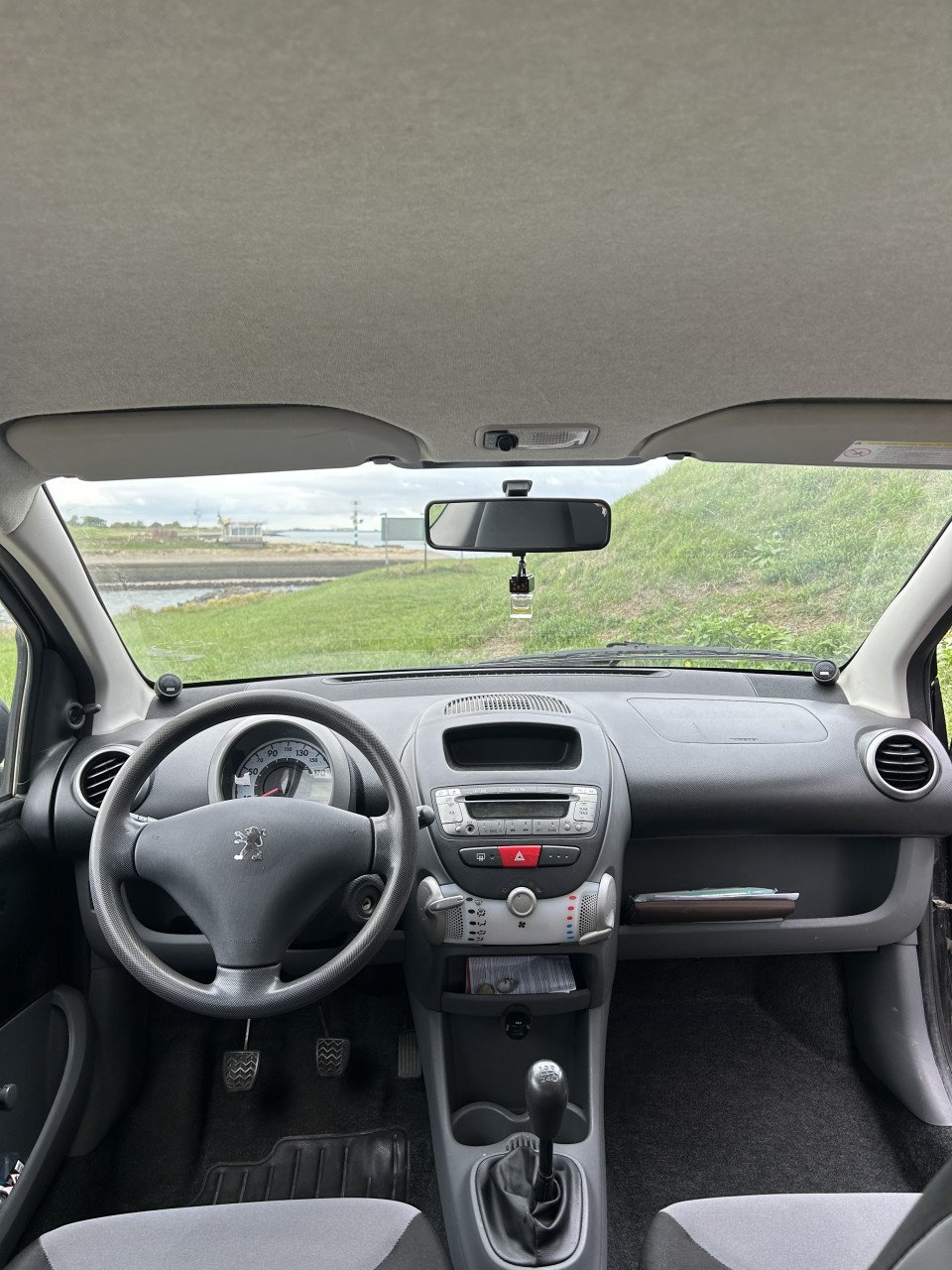 Peugeot 107 met lekke koppakking