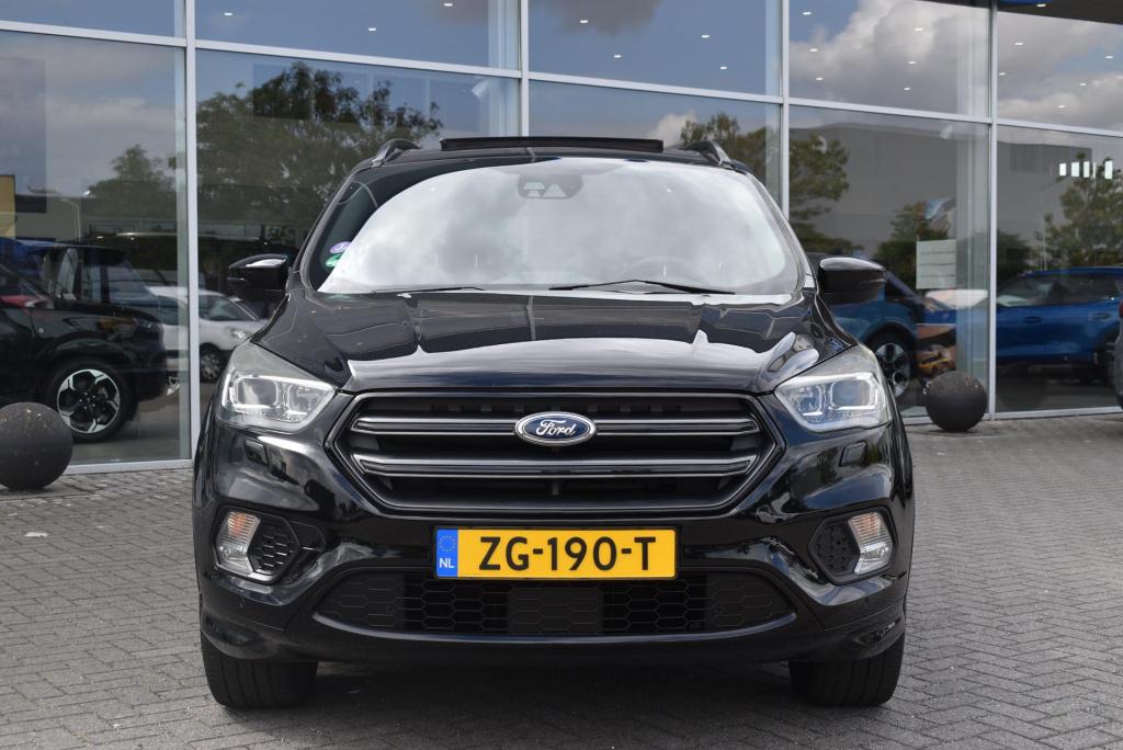 Ford Kuga 1.5 ecoboost st line | automaat | panoramadak | climate control |