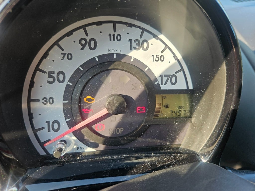 Toyota Aygo dynamic navigator / nl auto / nap / 74.975 km !
