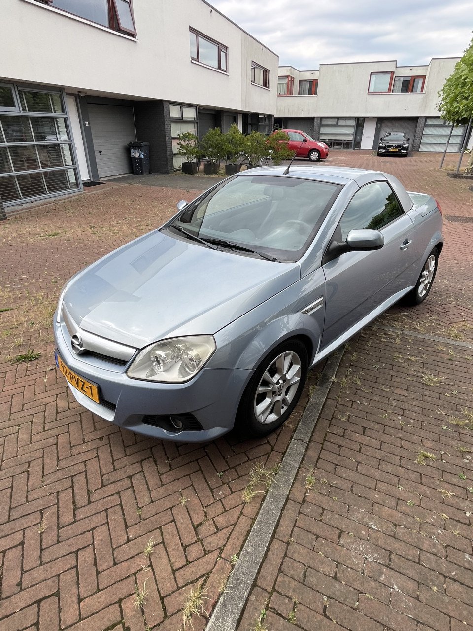 Opel Tigra TwinTop (1.4 16V Sport)