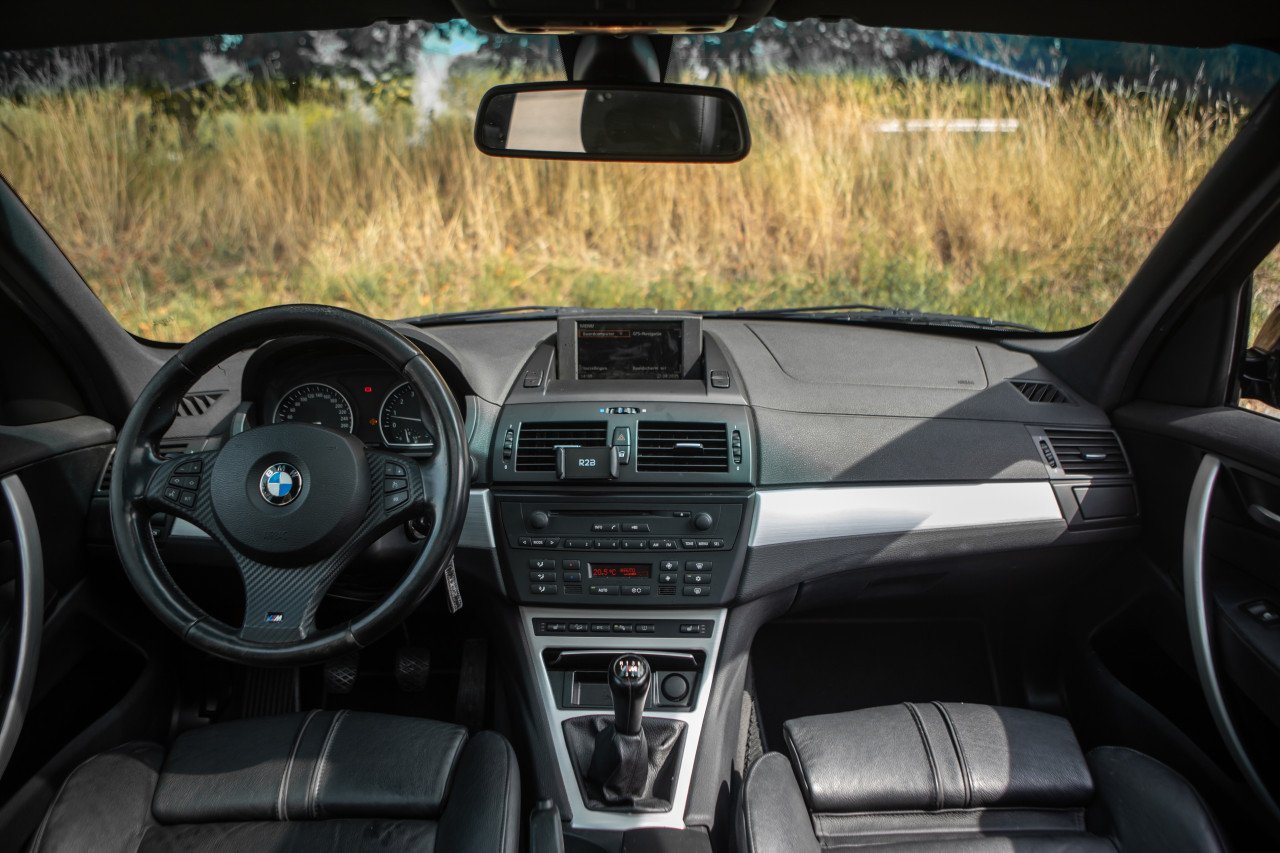 BMW X3 3.0 | 2007 | M-Sportpakket | High Executive | Handgeschakeld | Young