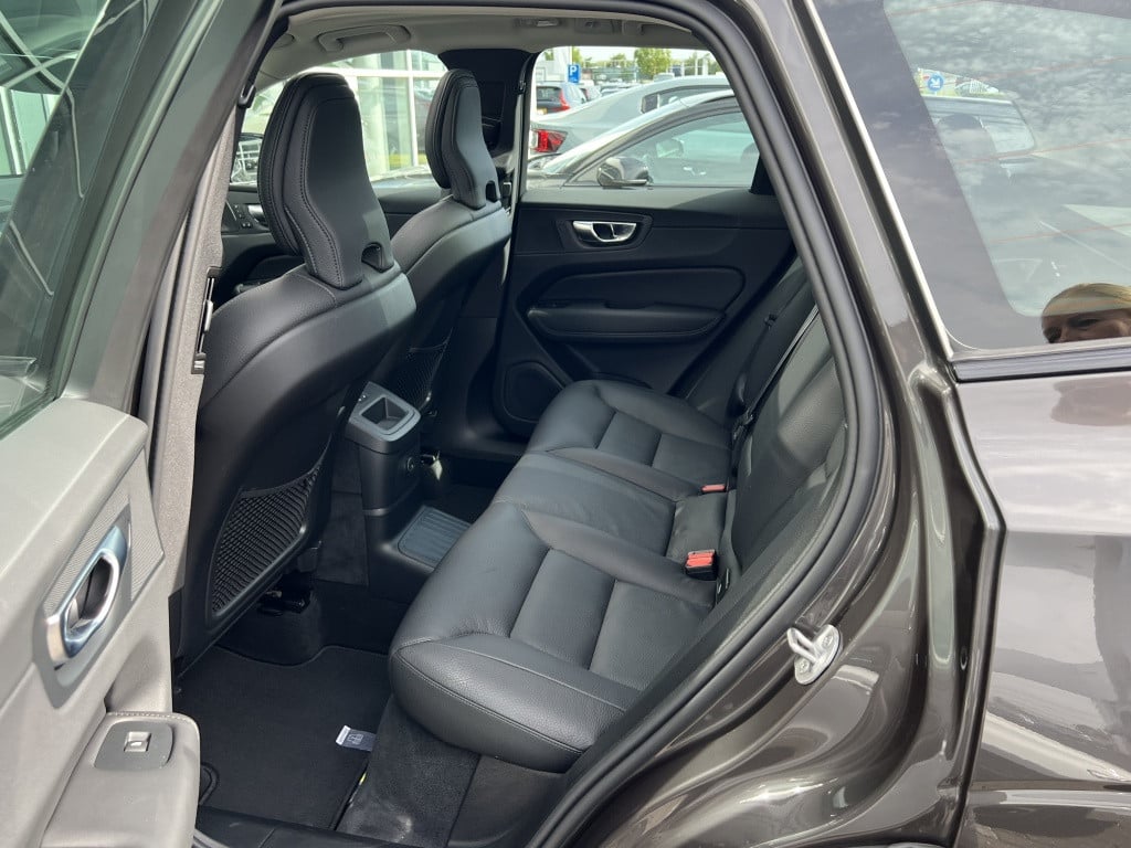 Volvo XC60 t6 398pk recharge ultra dark| panodak| 360camera| adap.cruise| t